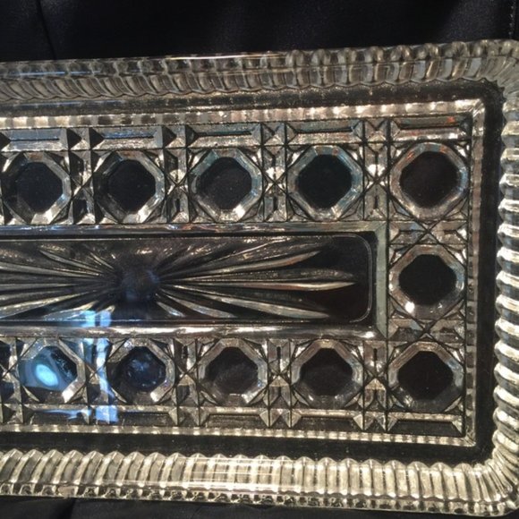 Vintage 1940s Clear Pressed Glass Rectangle Windsor Pattern Vanity Dish - Picture 6 of 14
